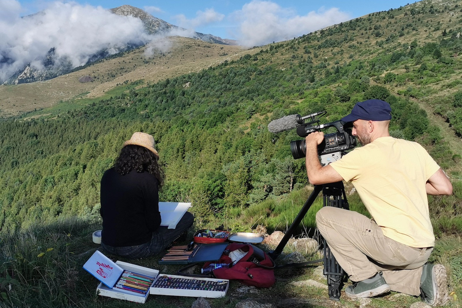 Tournage du film Lignes de crête, création des Rencontres du dessin de montagne à Batère, Pyrénées-Orientales - Olivier Moulaï - studio gerris, Perpignan
